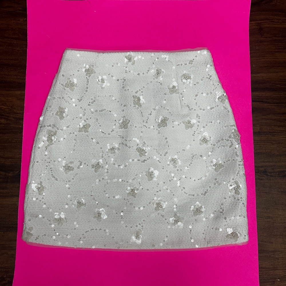 NWOT Beulah White Sequin Pencil Skirt – Sparkle Mini (L)